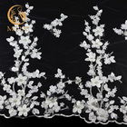 Νυφική περιποίηση 25cm δαντελλών του γαμήλιου Tulle με την τρισδιάστατη διακόσμηση λουλουδιών με τις χάντρες